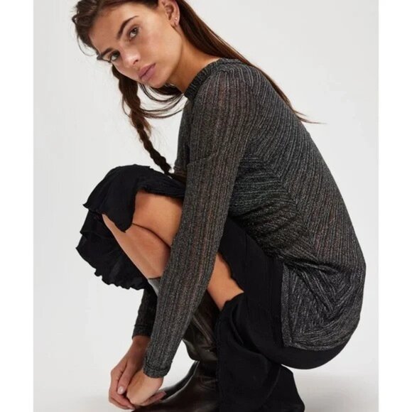 Free People top - Picture 2 of 4